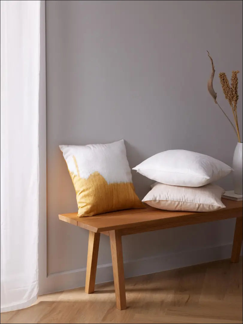 Šilkinė dekoratyvinė pagalvėlė DI5250 - €18 Save 55% __label:Pristatymas 1-2 d.d., color-balta, interjeras,