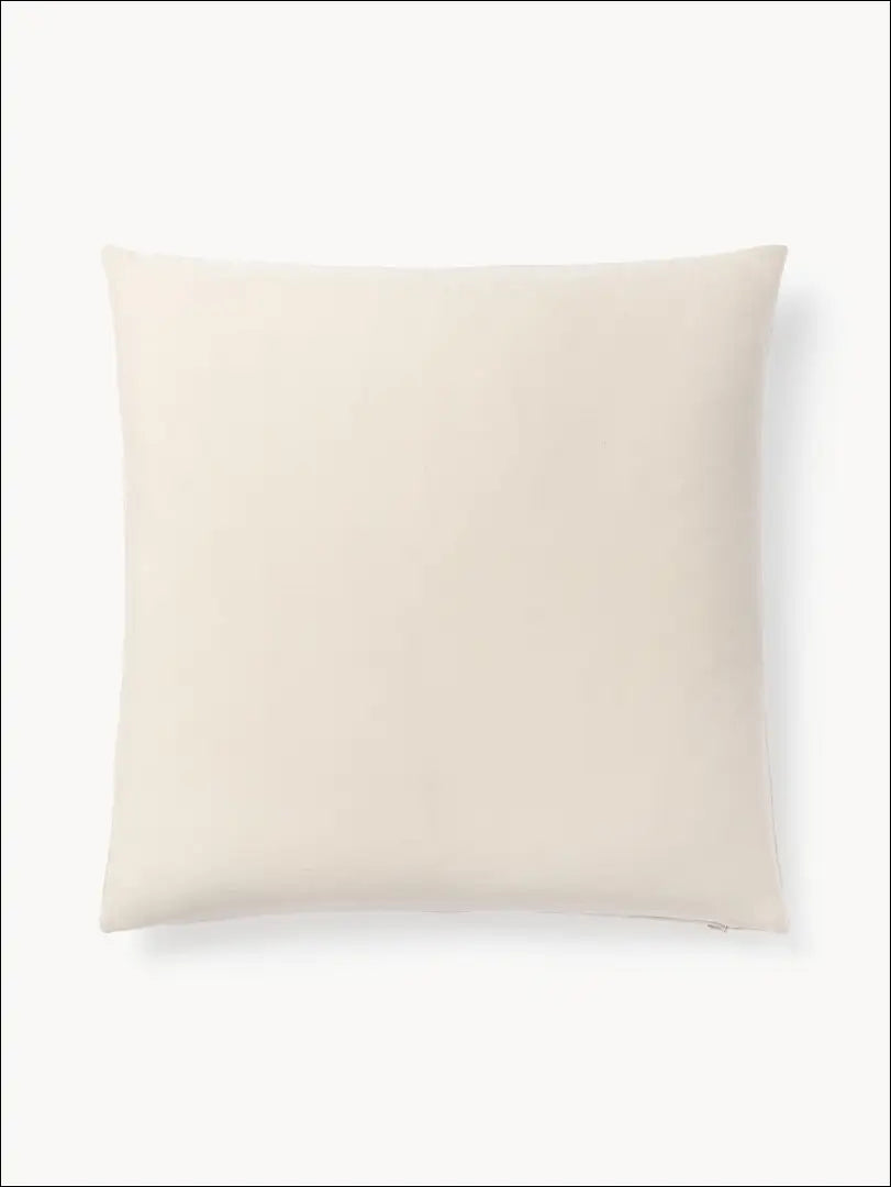 Šilkinė dekoratyvinė pagalvėlė DI5502 - €18 Save 50% __label:Pristatymas 1-2 d.d., color-kremas, interjeras,