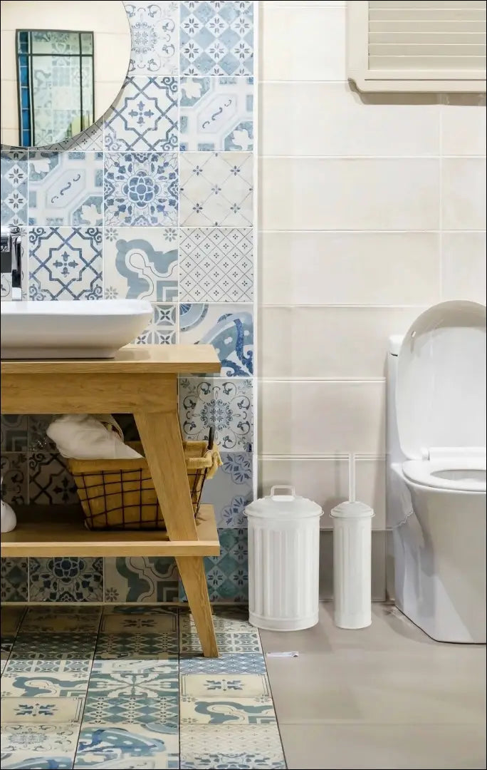 Šiukšliadėžės ir tualetinio šepečio rinkinys DI10754 - €30 Save 50% 25-50, __label:Pristatymas 1-2 d.d., color-balta,