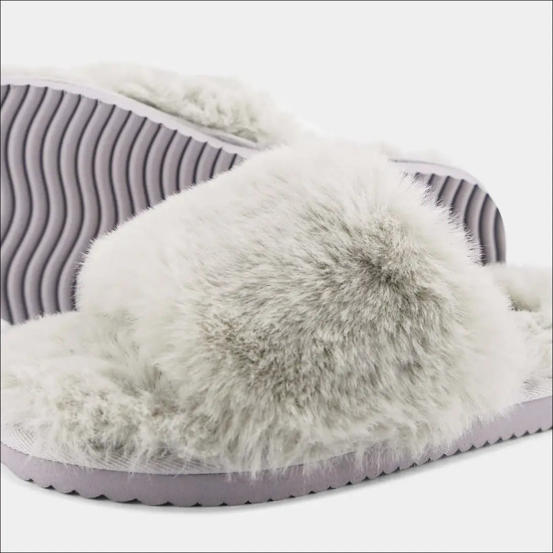 Šlepetės (36) DR125 - €23 Save 50% __label:Pristatymas 1-2 d.d., color-pilka, drabuziai, material-dirbtinis-kailis,