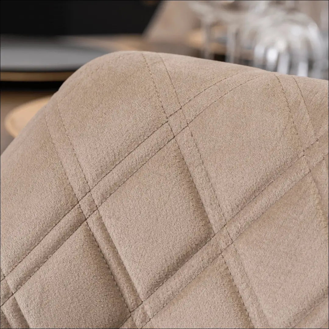 Smėlio/riešutmedžio spalvos aksominė kėdė TE1470 - €141.74 Save 15% __label:Pristatymas 5-14 d.d., Newelite Naujausi