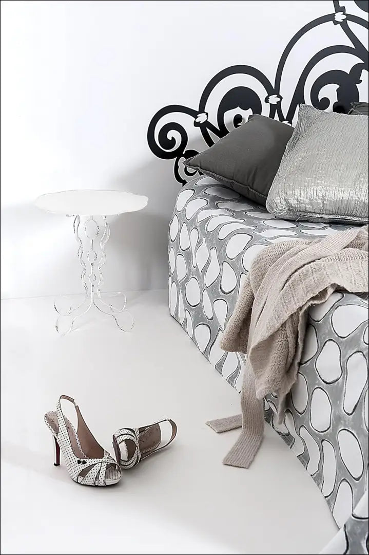 Šoninis staliukas SI1151 - €116 Save 60% 100-200, __label:Pristatymas 1-2 d.d., color-balta, material-plastikas,