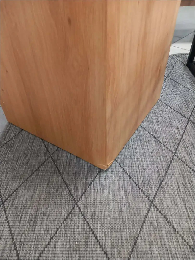 Šoninis staliukas SI2128 - €25 Save 75% 25-50, __label:Pristatymas 1-2 d.d., color-ruda, material-mediena, pazeistas