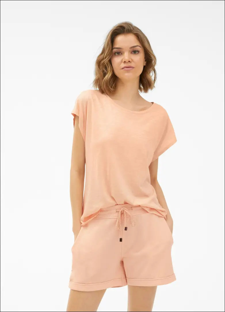 Šortai ’Juvia’ DI7764 - €35 Save 65% 25-50, __label:Pristatymas 1-2 d.d., color-oranzine, drabuziai, material-medvilne