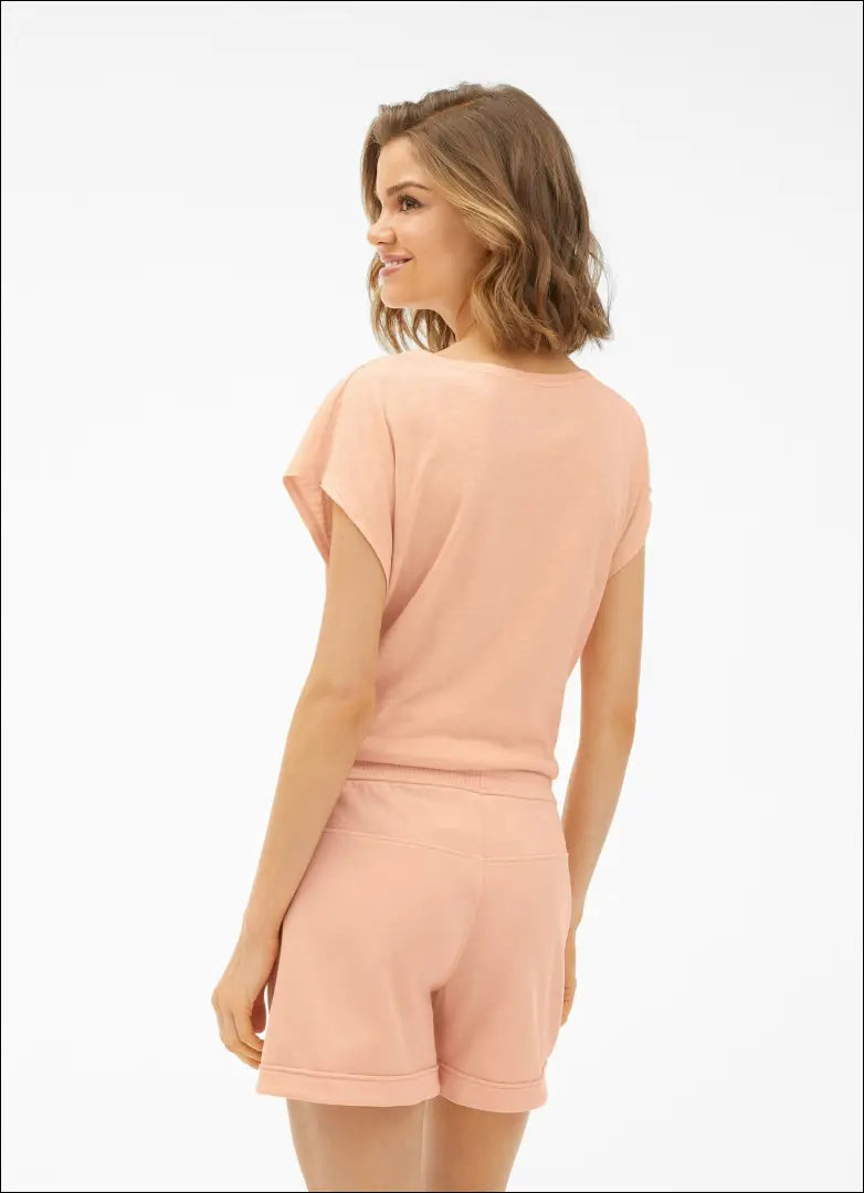 Šortai ’Juvia’ DI7764 - €35 Save 65% 25-50, __label:Pristatymas 1-2 d.d., color-oranzine, drabuziai, material-medvilne