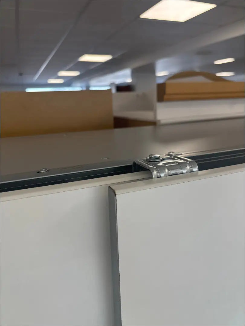 Spinta GI747 - €110 Save 60% 100-200, __label:Pristatymas 1-2 d.d., color-balta, material-mediena, pazeistas €100