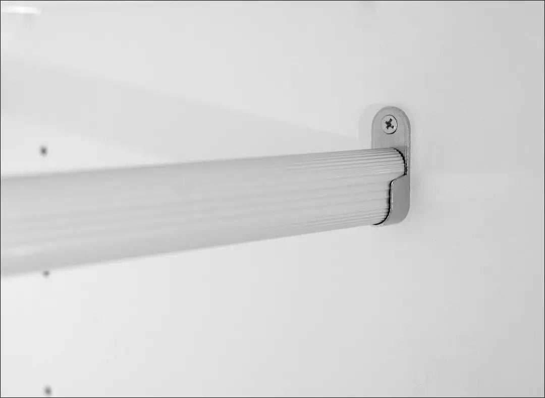 Spinta GI936 - €180 Save 55% 100-200, __label:Pristatymas 1-2 d.d., color-balta, material-mediena, pazeistas €100