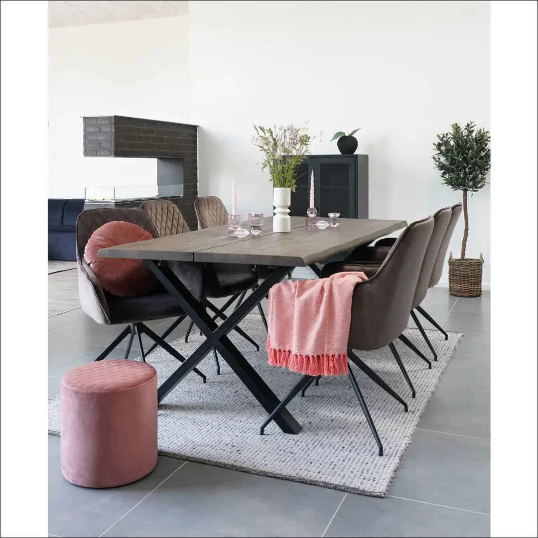 Spintelė 2 tinklinės durys plienas juoda 80x40x120 cm RD495 - €293 Save 15% __label:Pristatymas 5-14 d.d., Chests,