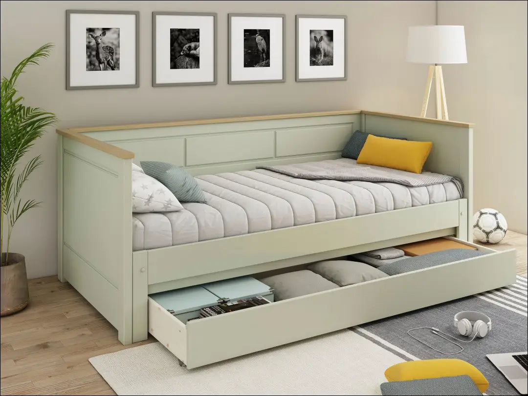 Stalčius po lovyte KI1593 - €40 Save 50% 25-50, __label:Pristatymas 1-2 d.d., color-zalia, kita, lovos-miegamojo €25