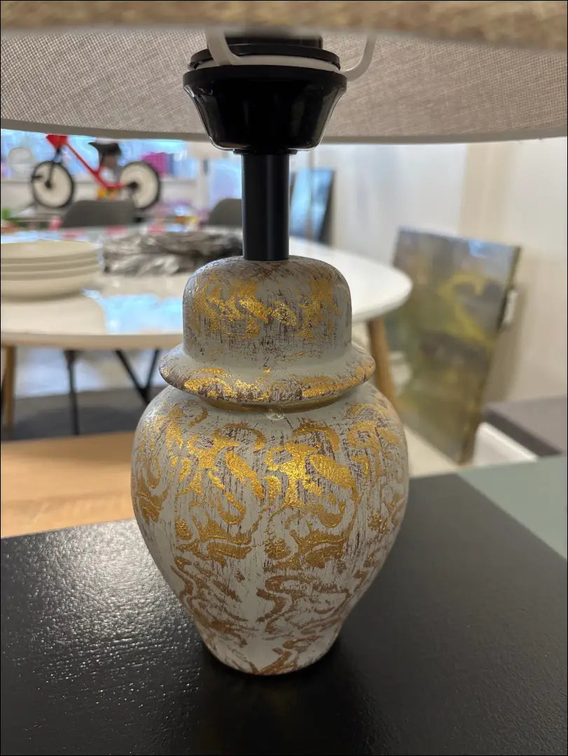 Stalinis šviestuvas DI10775 - €24 Save 50% __label:Pristatymas 1-2 d.d., color-auksine, color-smelio, interjeras,