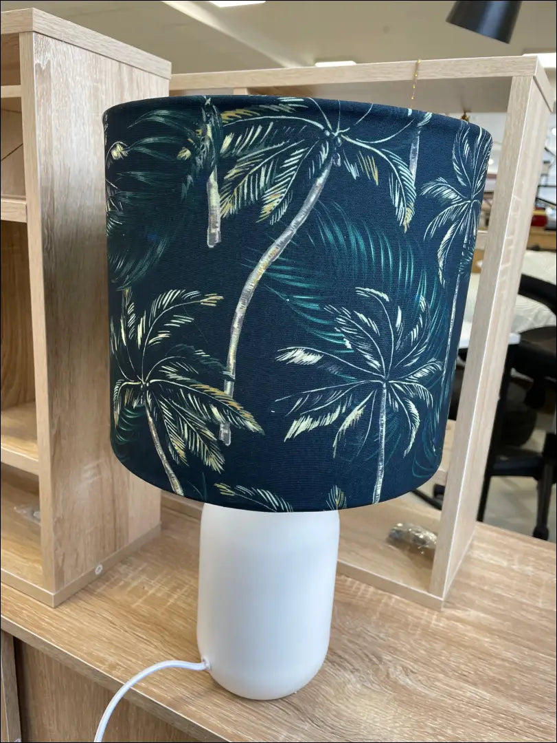 Stalinis šviestuvas DI1099 - €27 Save 70% 25-50, __label:Pristatymas 1-2 d.d., color-balta, color-zalia, interjeras €25