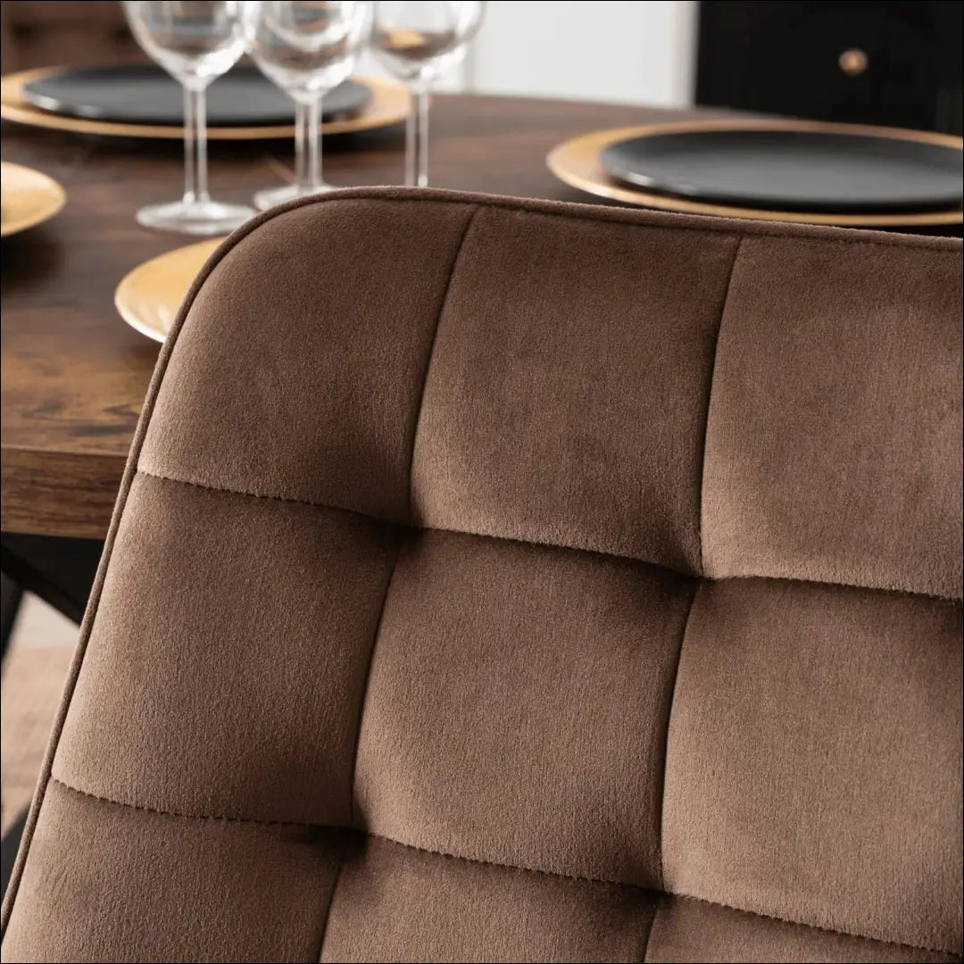 Stalo 100–250 cm kaimiško ąžuolo/juodos spalvos ir 4 rudų kėdžių komplektas TE2436 - €532.09 Save 15%