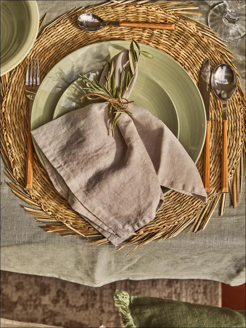 Stalo padėkliukas DI2908 - €6 Save 65% __label:Pristatymas 1-2 d.d., color-smelio, staltieses, tekstile, under-25 Iki