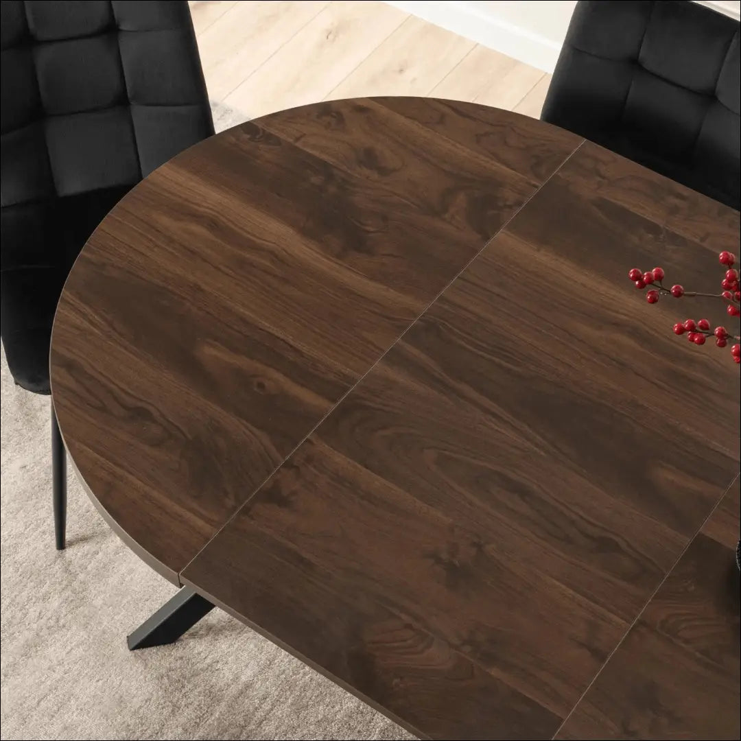 Stalų komplektas 100–250 cm riešuto spalvos/juodas ir 4 juodos kėdės TE2435 - €469 Save 15% __label:Pristatymas 5-14