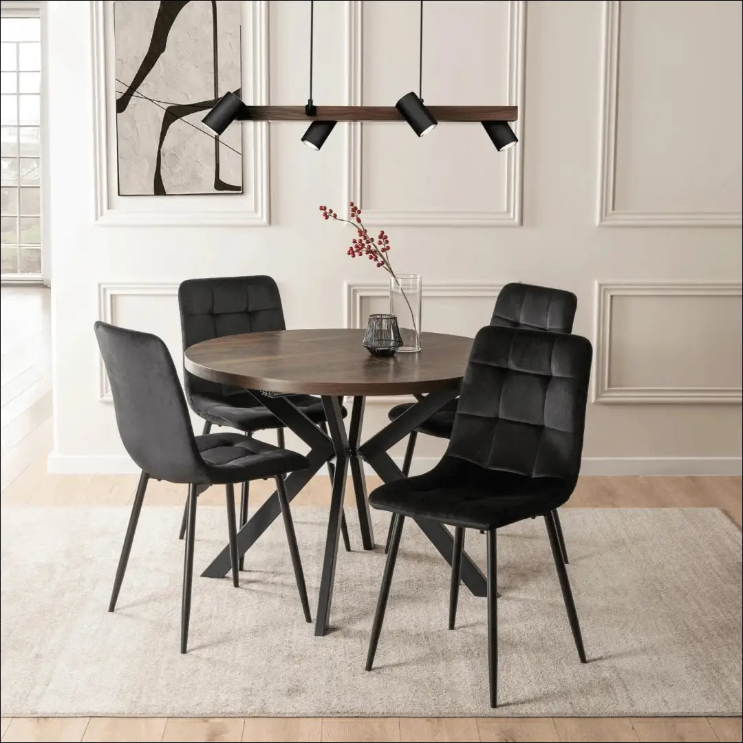 Stalų komplektas 100–250 cm riešuto spalvos/juodas ir 4 juodos kėdės TE2435 - €469 Save 15% __label:Pristatymas 5-14