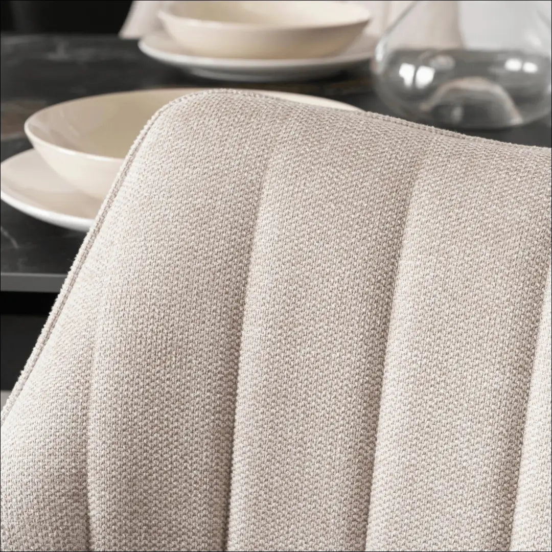 Stalų komplektas 160–240 cm juodas marmuras/juodas ir 4 kreminės spalvos kėdės TE2445 - €990.75 Save 15%