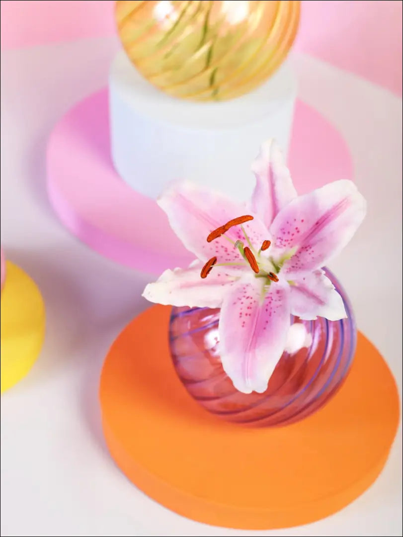 Stiklinė vazelė DI2488 - €6 Save 70% __label:Pristatymas 1-2 d.d., color-violetine, interjeras, material-stiklas,