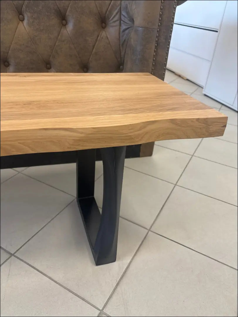 Suolas VI1271 - €70 Save 70% 50-100, __label:Pristatymas 1-2 d.d., color-juoda, color-ruda, material-medzio-masyvas €50