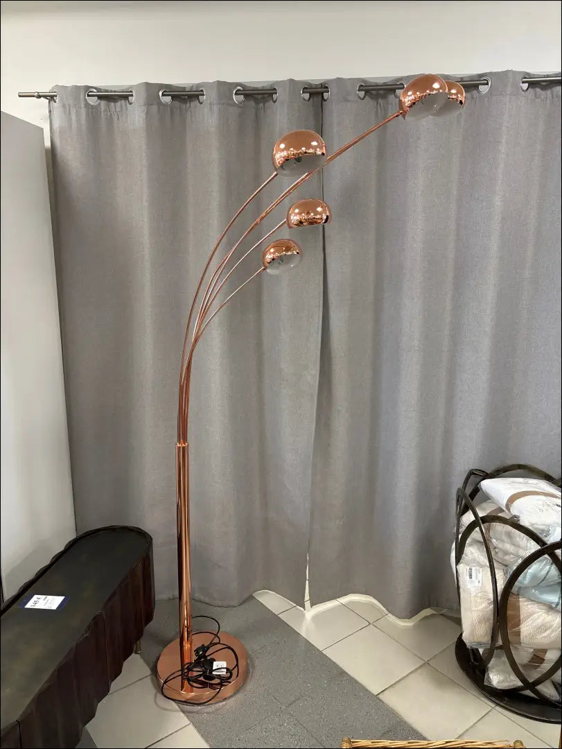 Toršeras DI8284 - €90 Save 60% 50-100, __label:Pristatymas 1-2 d.d., color-auksine, material-metalas, pazeistas €50