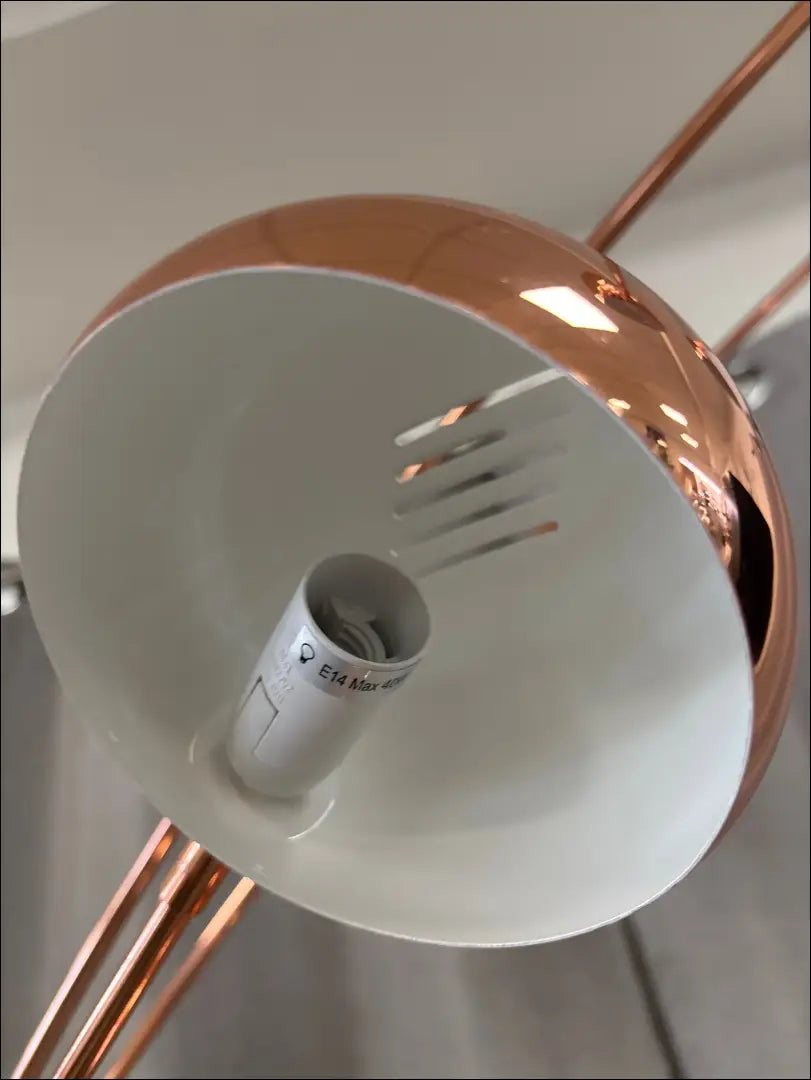 Toršeras DI8284 - €90 Save 60% 50-100, __label:Pristatymas 1-2 d.d., color-auksine, material-metalas, pazeistas €50