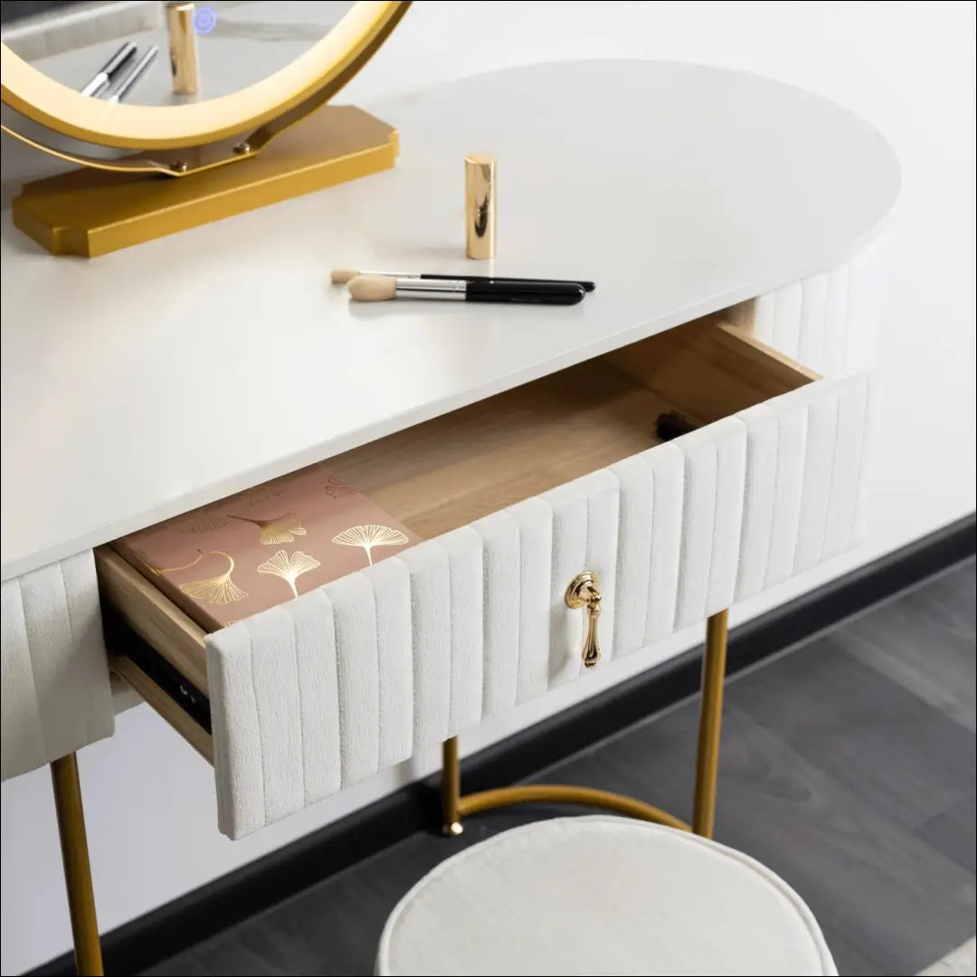 Grožio staliukas iš MDF baltos spalvos / auksinės TE217 - €182 Save 15% 100-200, __label:Pristatymas 5-14 d.d., elite,
