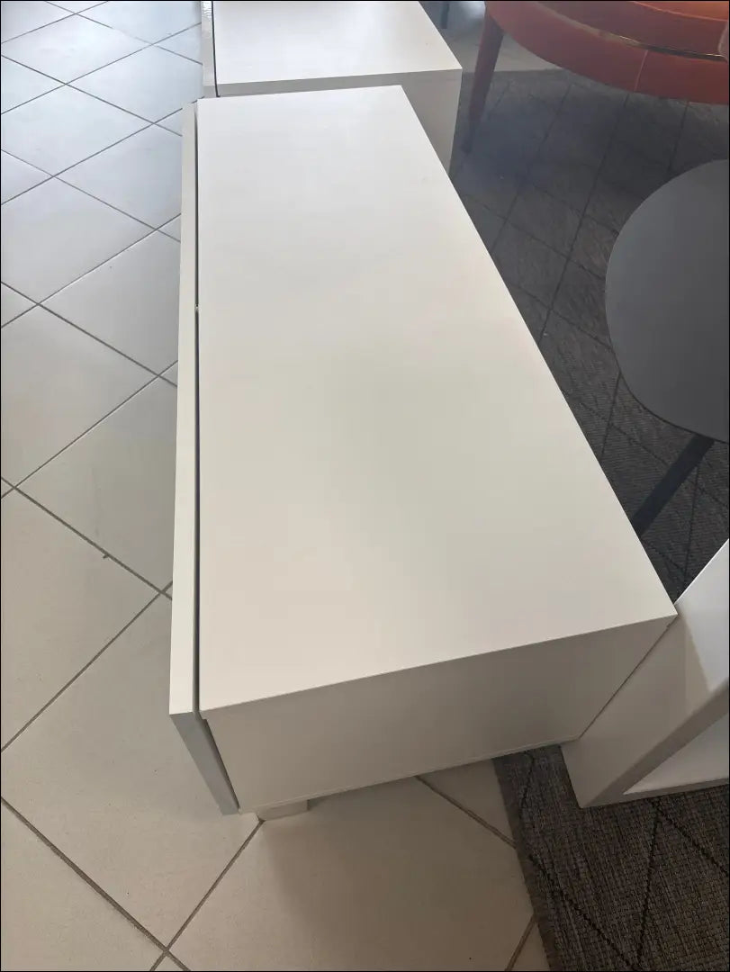 TV staliukas SI1810 - €54 Save 50% 50-100, __label:Pristatymas 1-2 d.d., color-balta, material-mediena, svetaines €50