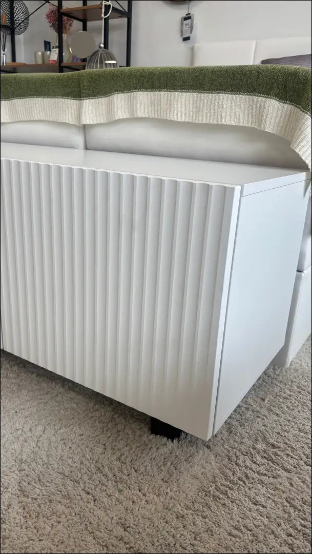 TV staliukas SI2330 - €180 Save 40% 100-200, __label:Pristatymas 1-2 d.d., color-balta, material-mdf, notouch40 €100