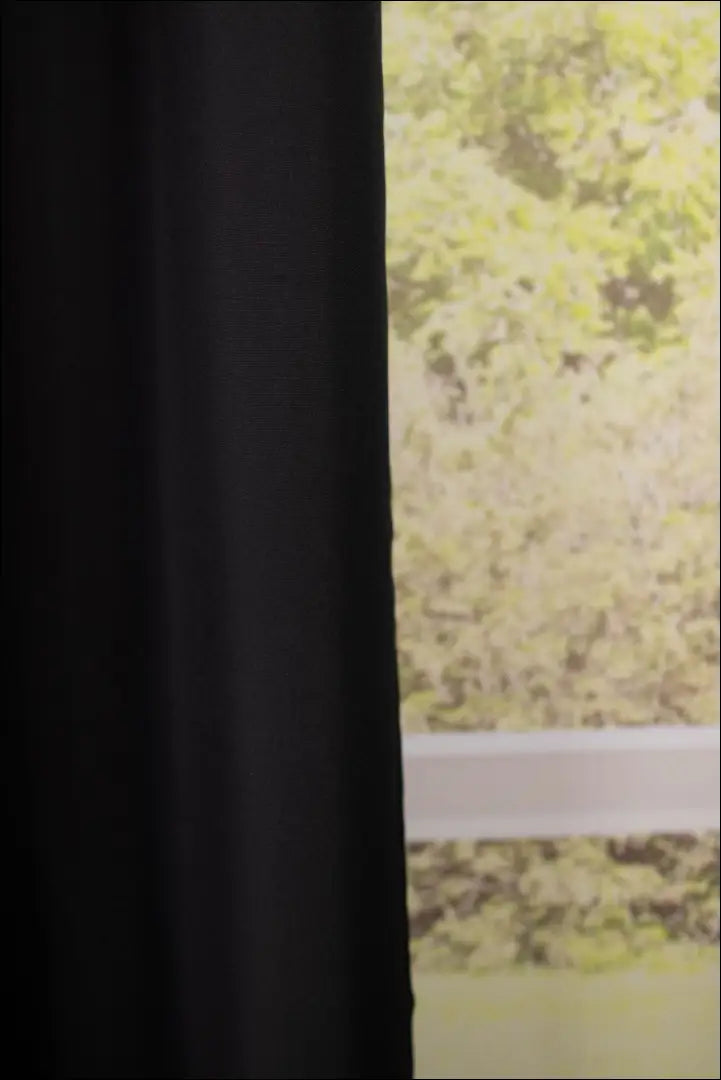 Užuolaida DI11621 - €15 Save 50% __label:Pristatymas 1-2 d.d., color-juoda, material-poliesteris, tekstile, under-25
