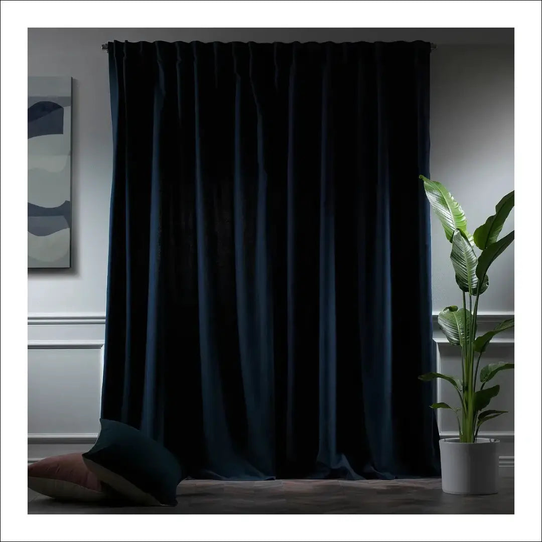 Užuolaida DI11750 - €35 Save 50% 25-50, __label:Pristatymas 1-2 d.d., color-melyna, material-aksomas,