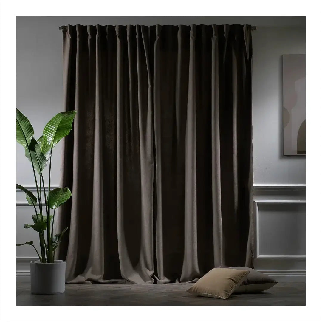 Užuolaida DI11787 - €39 Save 50% 25-50, __label:Pristatymas 1-2 d.d., color-ruda, material-aksomas,