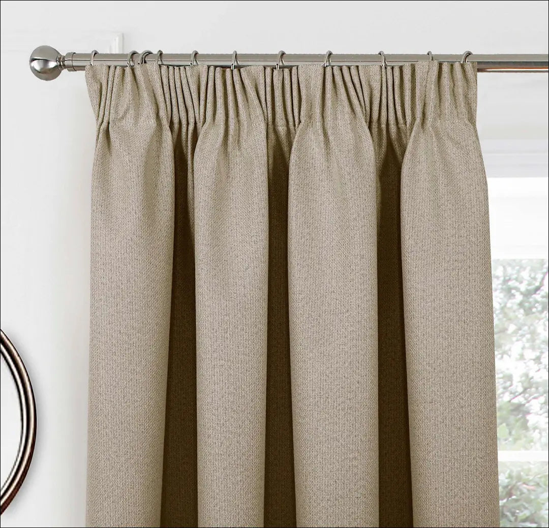 Užuolaidų komplektas (2vnt) DI12253 - €84 Save 50% 50-100, __label:Pristatymas 1-2 d.d., color-smelio,