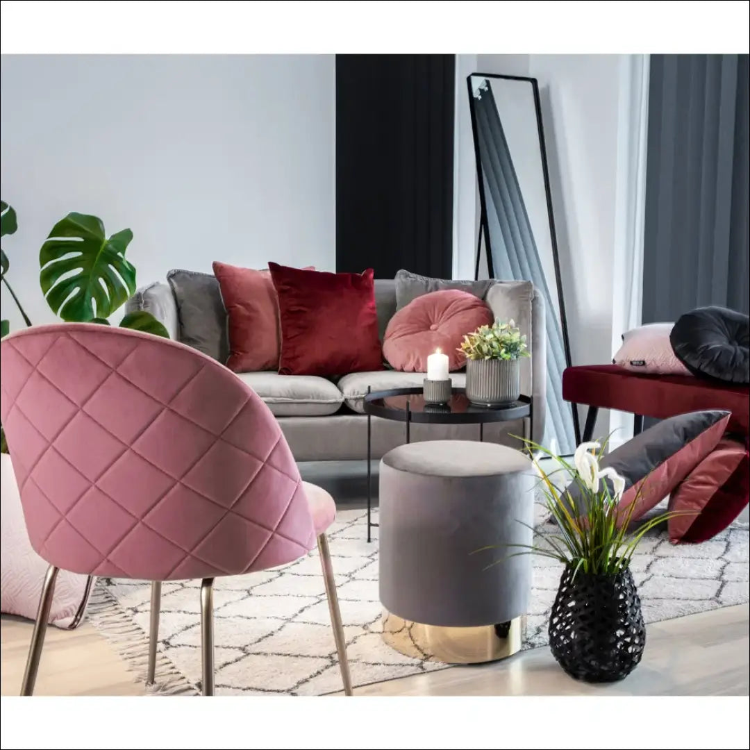 Valgomojo kėdė aksominė rožinė žalvario imitacijos kojelės RD035 - €94 Save 15% 50-100, __label:Pristatymas 5-14 d.d.,