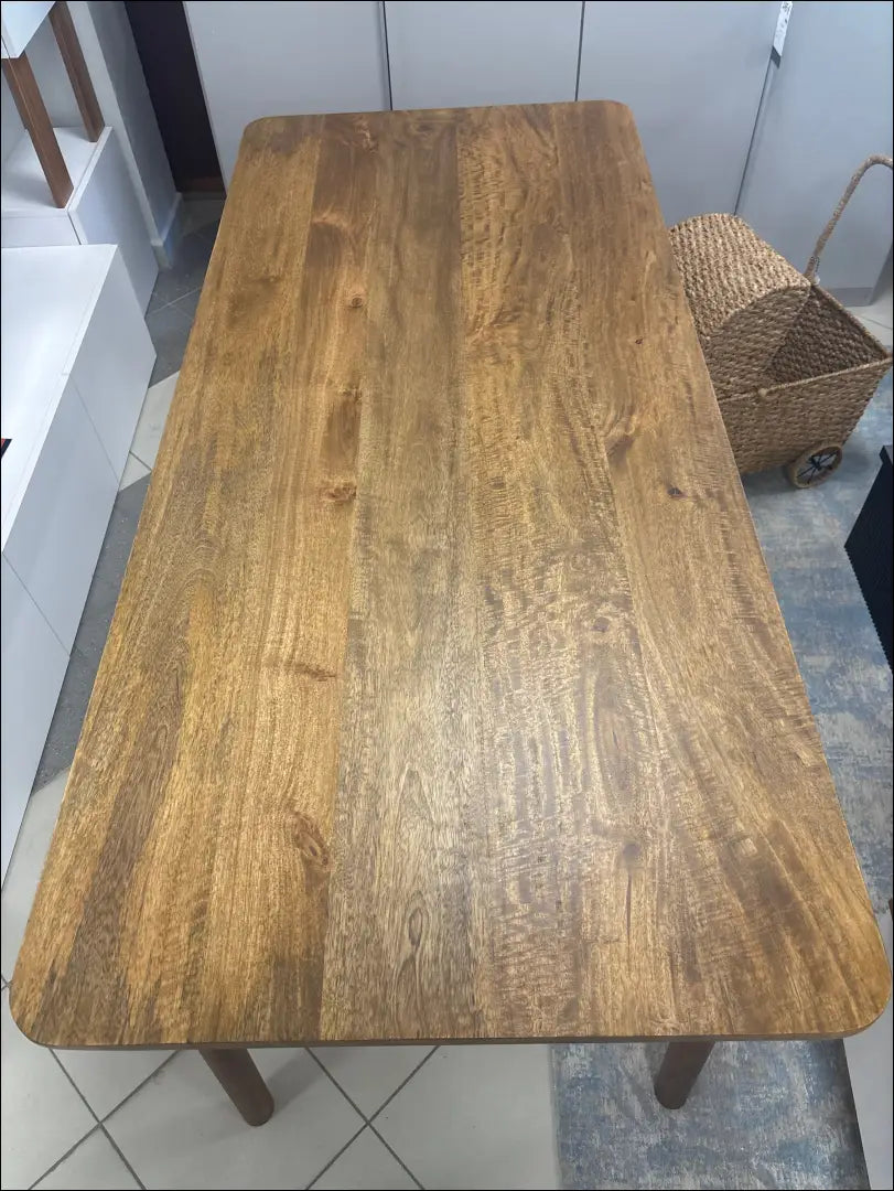 Valgomojo stalas VI1077 - €315 Save 55% __label:Pristatymas 1-2 d.d., color-ruda, material-medzio-masyvas, over-200,