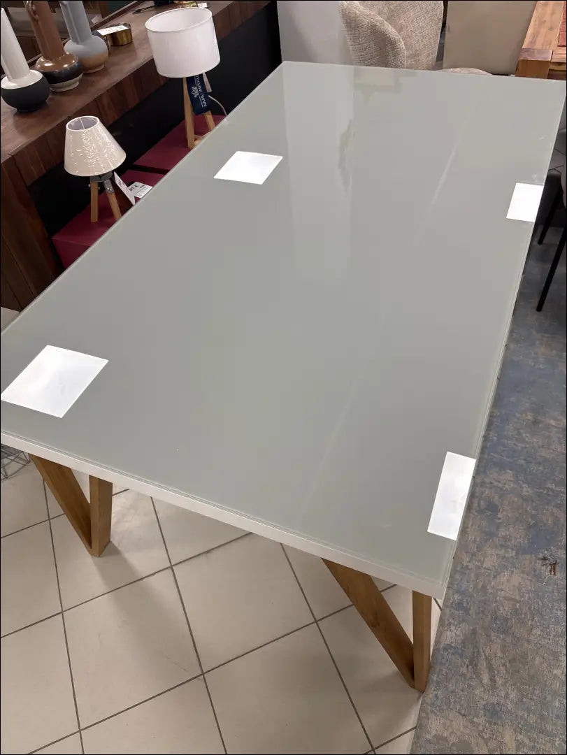 Valgomojo stalas VI1178 - €387 Save 50% __label:Pristatymas 1-2 d.d., color-balta, color-ruda, material-mdf,