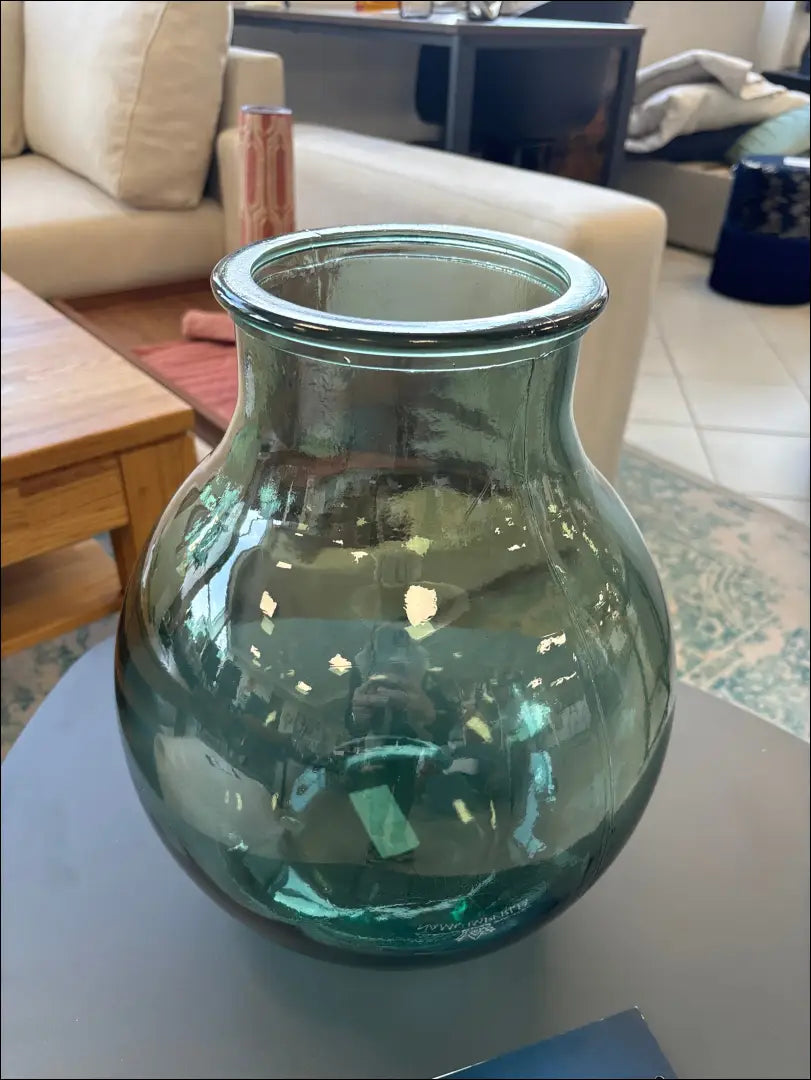 Vaza DI10134 - €35 Save 55% 25-50, __label:Pristatymas 1-2 d.d., color-zalia, interjeras, material-stiklas €25 to €50