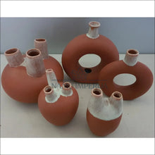 Įkelti vaizdą į galerijos rodinį, Vaza DI6140 - €17 Save 50% color-ruda, interjeras, material-keramika, under-25, vazos Iki €25 Fast shipping
