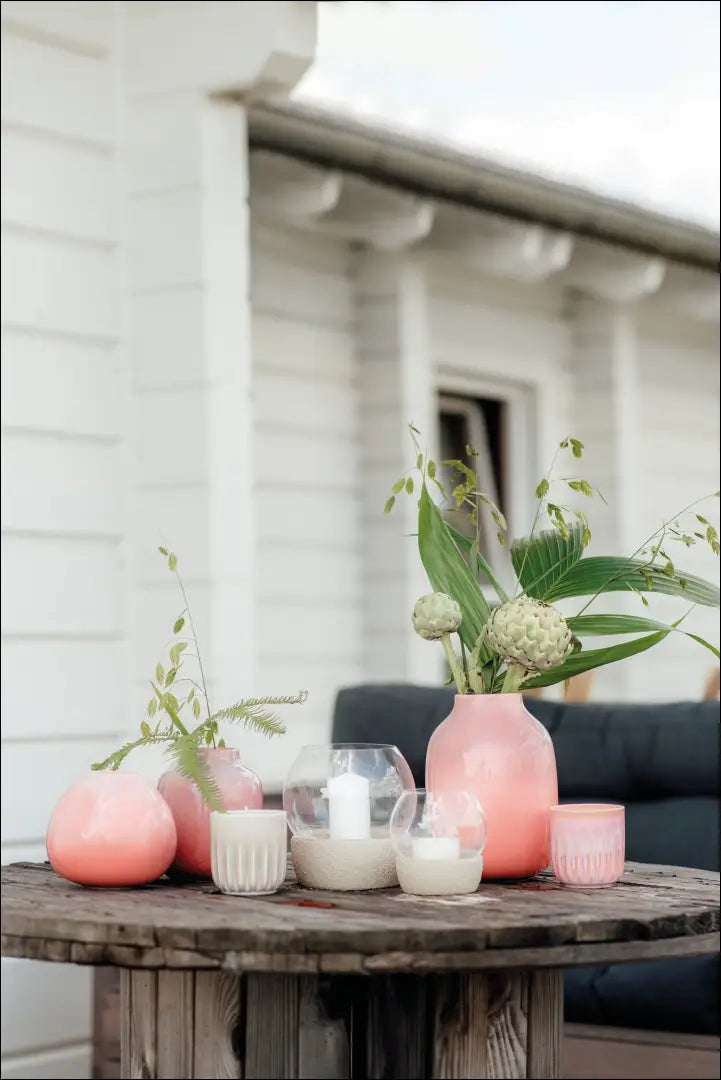 Vaza DI8094 - €16 Save 60% __label:Pristatymas 1-2 d.d., color-rozine, interjeras, material-porcelianas, under-25 Iki