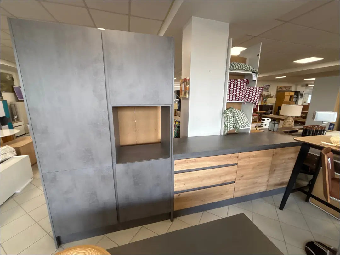 Virtuvinis komplektas (2 dalys) KI1392 - €275 __label:Pristatymas 1-2 d.d., color-pilka, color-ruda, material-mediena,