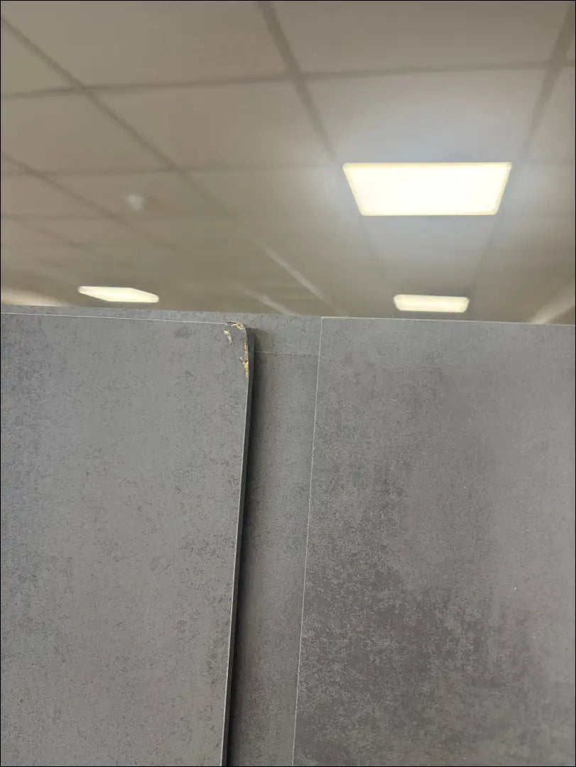 Virtuvinis komplektas (2 dalys) KI1392 - €275 __label:Pristatymas 1-2 d.d., color-pilka, color-ruda, material-mediena,