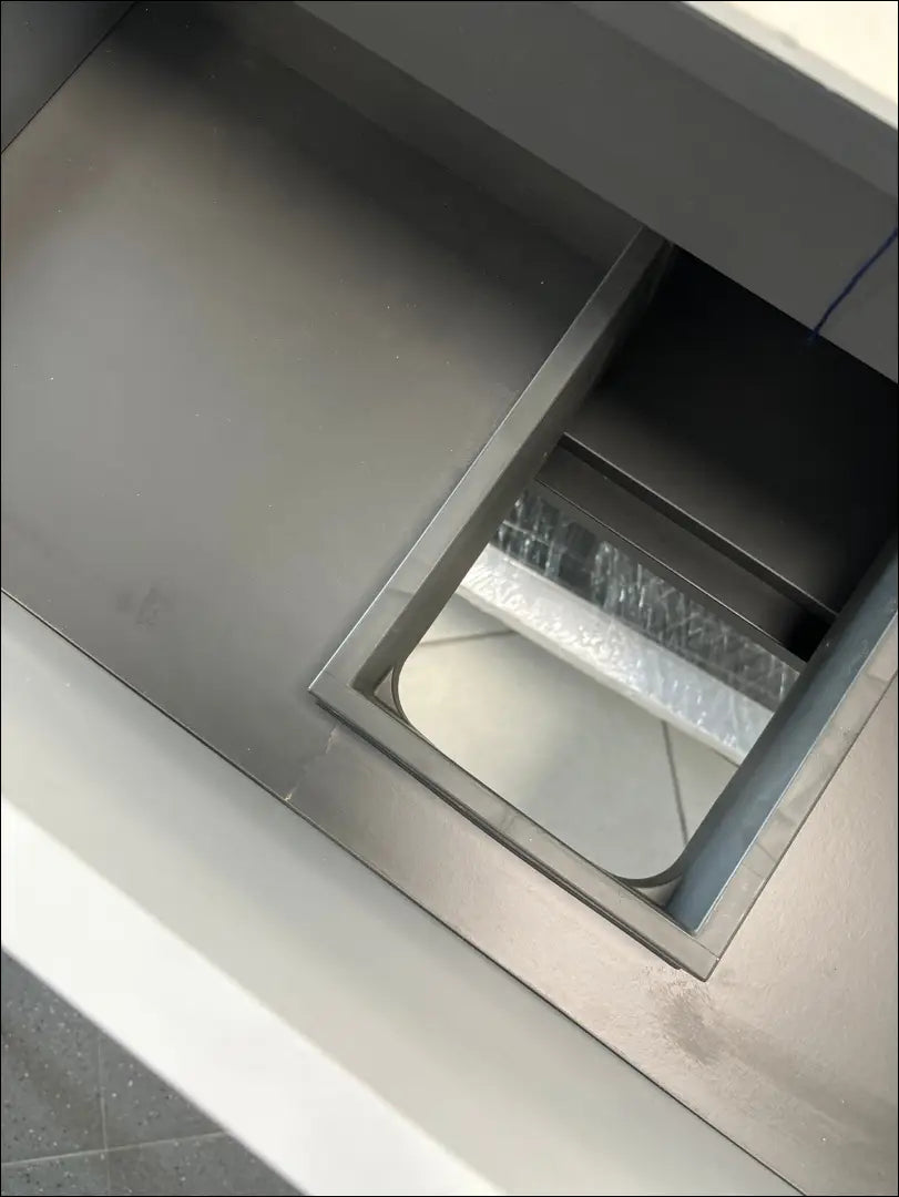 Vonios kambario komplektas (spintelė + veidrodis + kriauklė) KI718 - €816 Save 70% __label:Pristatymas 1-2 d.d.,