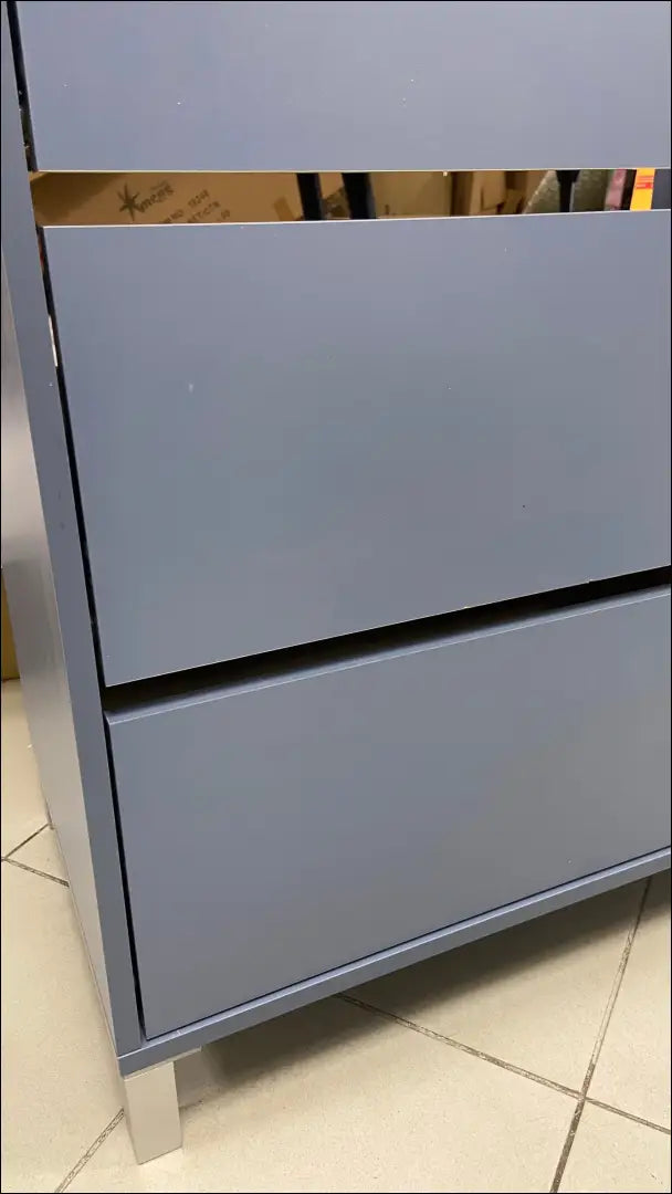 Vonios spintelė KI528 - €105 Save 70% 100-200, __label:Pristatymas 1-2 d.d., color-melyna, material-mediena, pazeistas