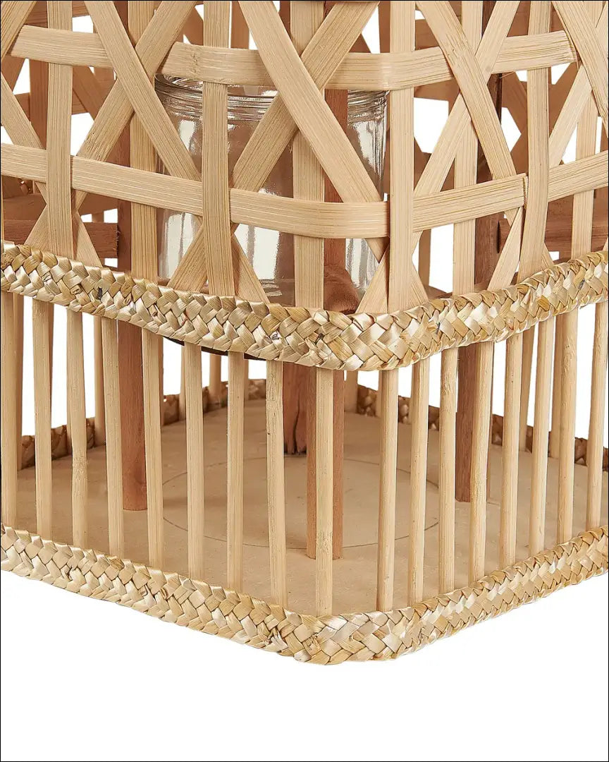 Žibintas DI10220 - €18 Save 50% __label:Pristatymas 1-2 d.d., color-ruda, interjeras, material-bambukas, Push