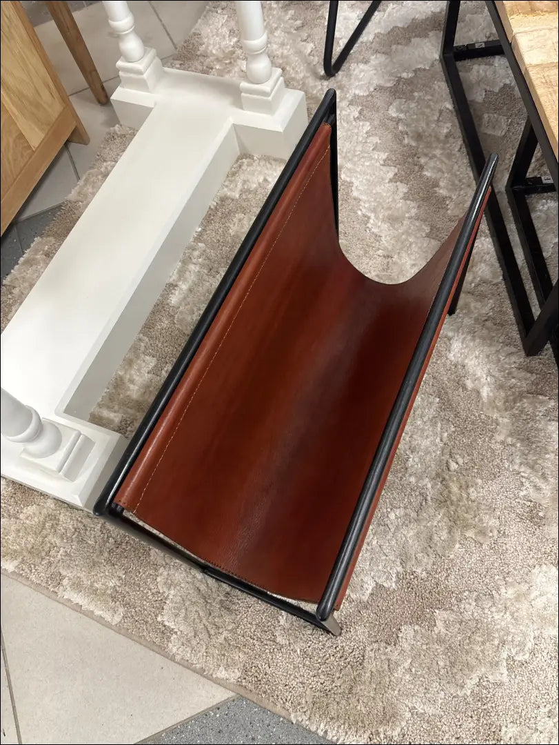 Žurnalų/knygų laikiklis DI8716 - €119 Save 50% 100-200, __label:Pristatymas 1-2 d.d., color-juoda, color-ruda,