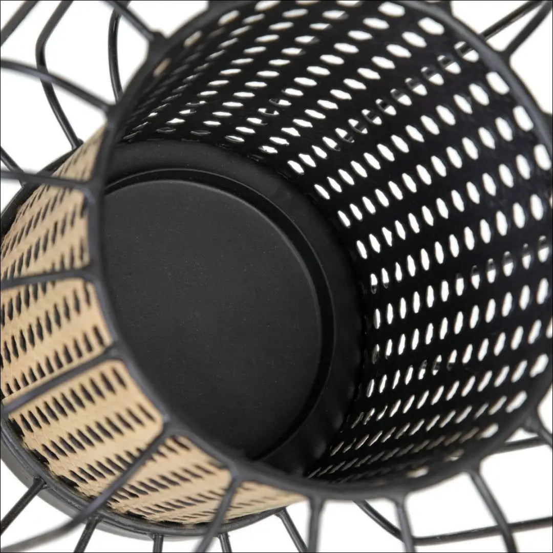 Žvakidė DI6834 - €19 Save 65% __label:Pristatymas 1-2 d.d., color-juoda, color-ruda, interjeras, material-metalas Balta