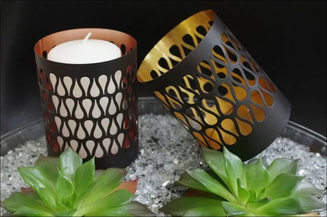 Žvakidė DI9529 - €20 Save 55% __label:Pristatymas 1-2 d.d., color-auksine, color-juoda, interjeras, material-metalas